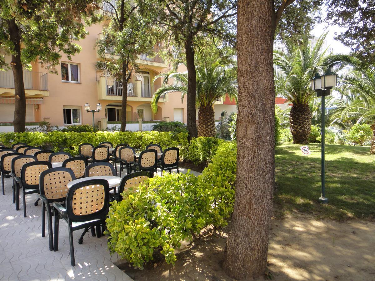 Bertur Gran Reserva Comte Empuries Empuriabrava Exterior photo